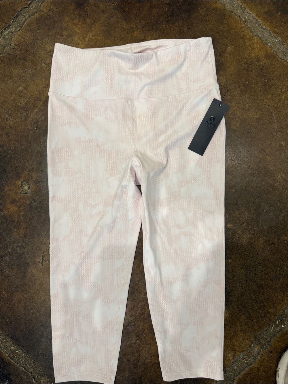Mono B Light Pink Cropped Leggings